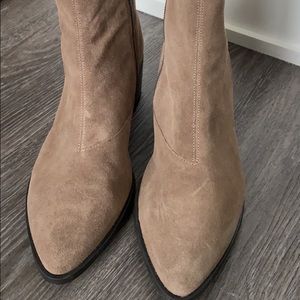 Vagabond booties
